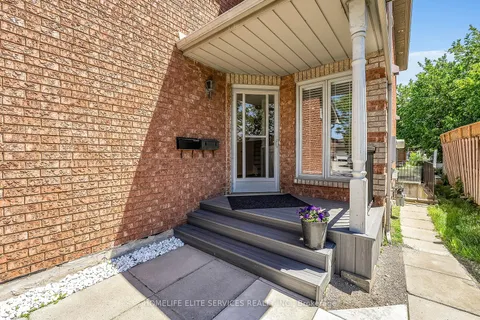 3 Lenthall Ave, Toronto, ON M1B 2C7