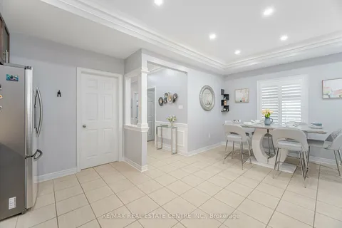 3 Denny St, Ajax, ON L1Z 0S3