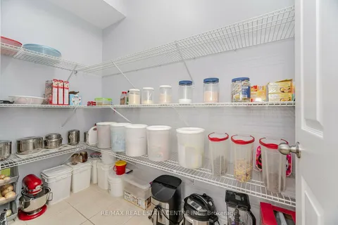 3 Denny St, Ajax, ON L1Z 0S3