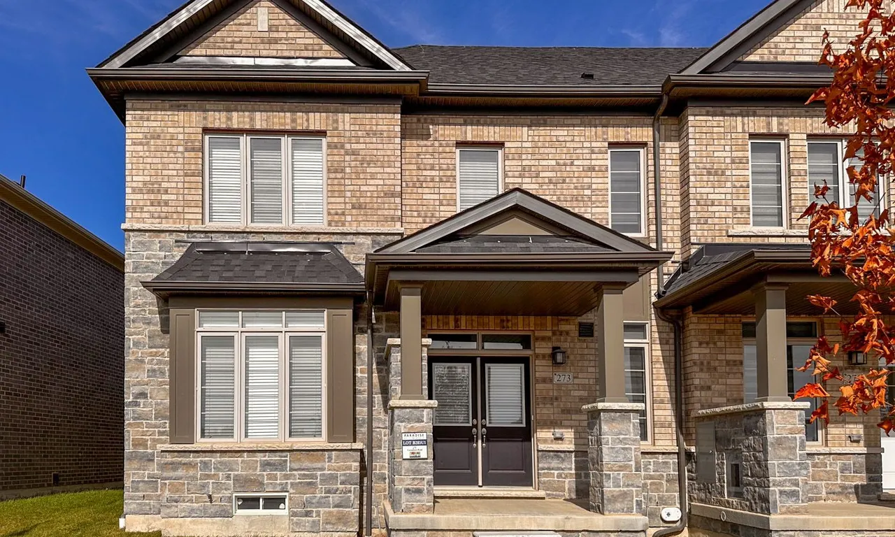 273 Coronation Rd, Whitby, ON L1P 0H8