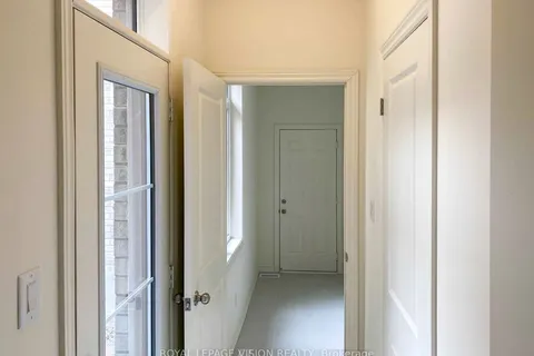 273 Coronation Rd, Whitby, ON L1P 0H8