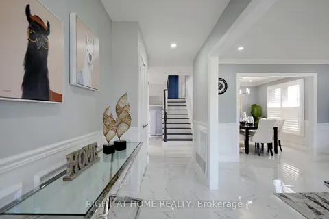 335 Preston Dr, Oshawa, ON L1J 6Y6