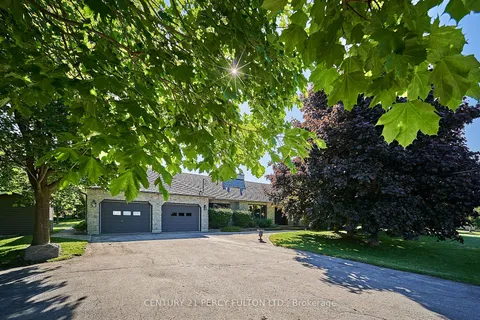 7595 Duffs Rd, Whitby, ON L1M 1Z8