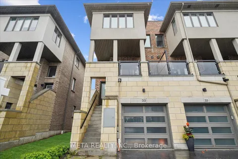 33 Donald Fleming Way, Whitby, ON L1R 0N8