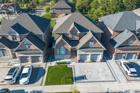 2A Grayson Rd, Ajax, ON L1Z 1E4