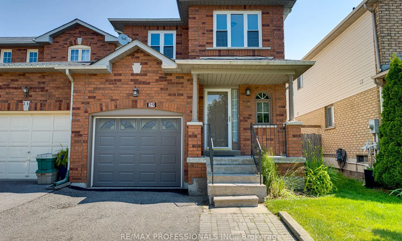 29 Somerscales Dr, Clarington, ON L1C 5B6