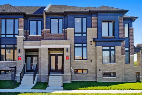 2603 Apricot Lane, Pickering, ON L1X 0M5