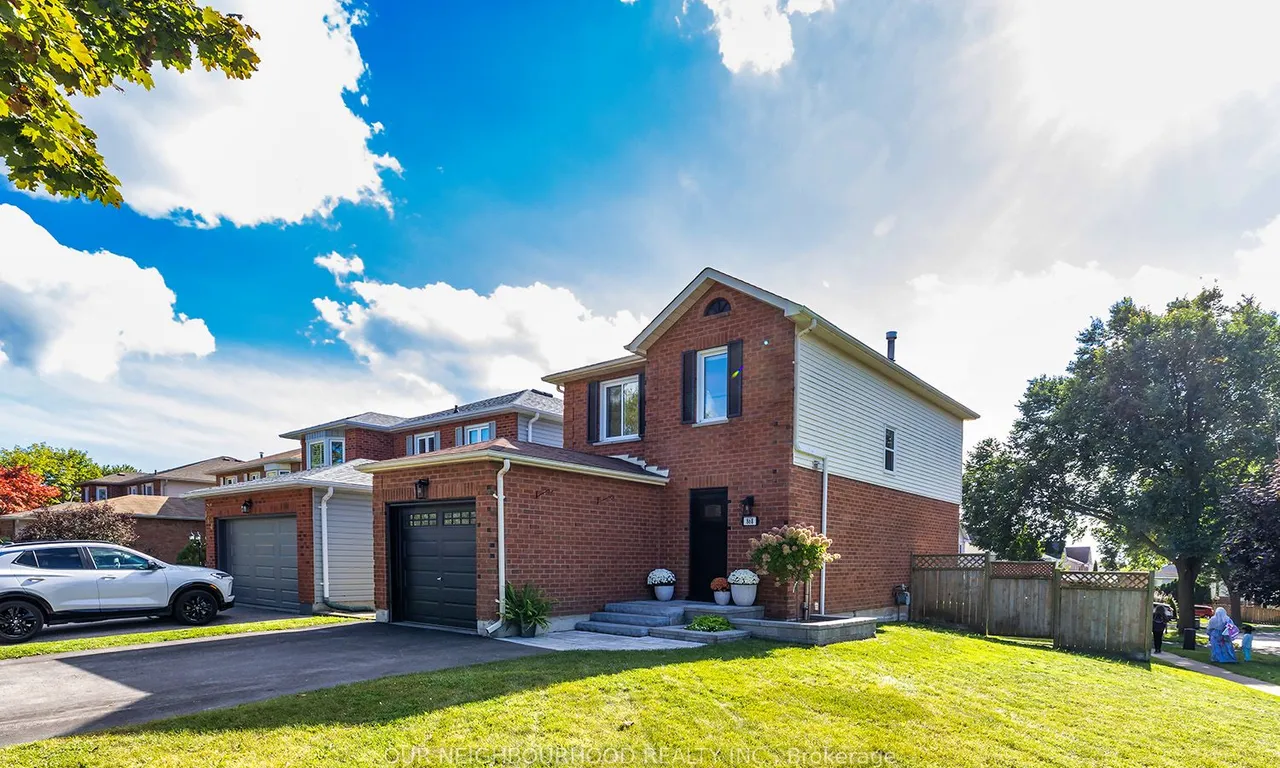 868 Crowells St, Oshawa, ON L1K 1X8