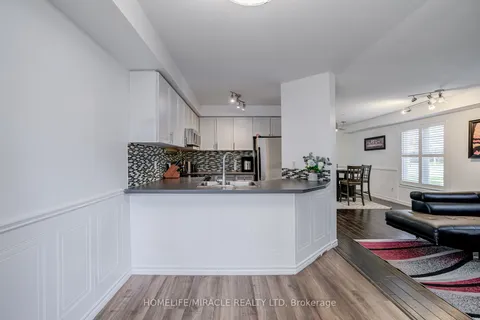 411 Woodmount Dr, Oshawa, ON L1G 8B3