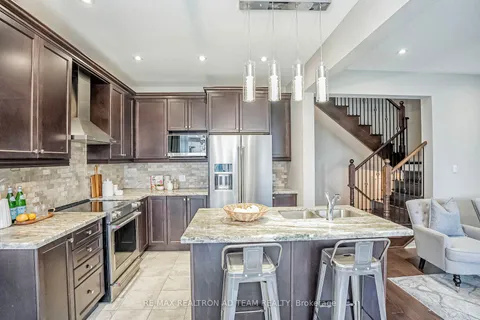1102 Cactus Cres, Pickering, ON L1X 0G9