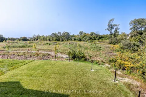 75 Deer Ridge Cres, Whitby, ON L1P 0P2