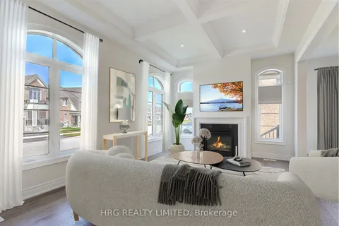76 Deer Ridge Cres, Whitby, ON L1P 0P2