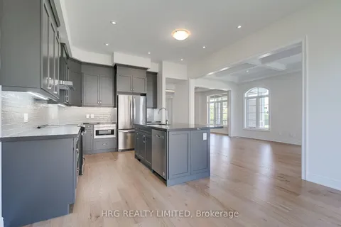 76 Deer Ridge Cres, Whitby, ON L1P 0P2