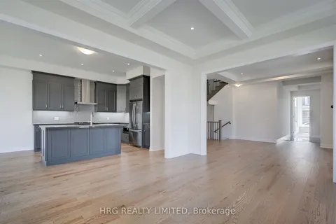 76 Deer Ridge Cres, Whitby, ON L1P 0P2