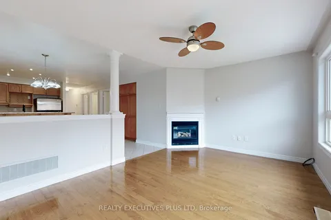 29 Pardon Ave, Whitby, ON L1P 1V1