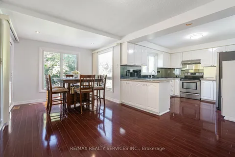 692 Sheppard Ave, Pickering, ON L1V 1G3