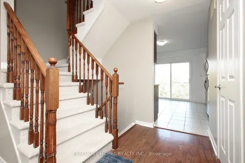 36 Stonewood St, Ajax, ON L1S 0B2