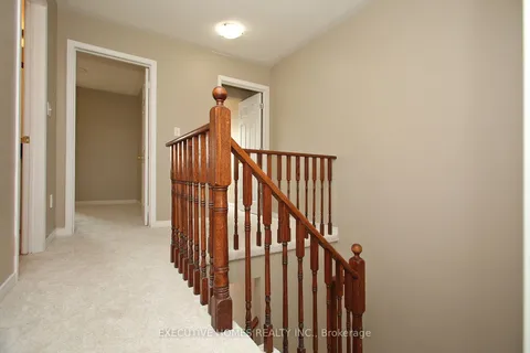 36 Stonewood St, Ajax, ON L1S 0B2