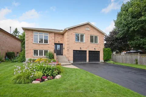 8 Mull Cres, Clarington, ON L1E 2C9