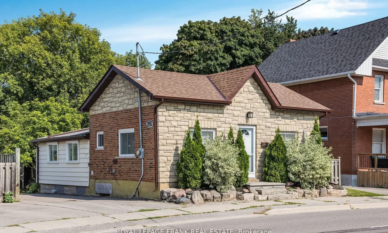 297 Celina St, Oshawa, ON L1H 4N9