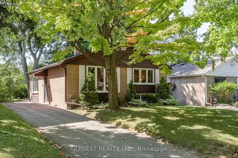 26 Peking Rd, Toronto, ON M1J 2X4