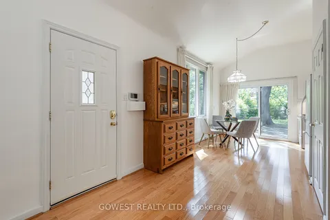 26 Peking Rd, Toronto, ON M1J 2X4