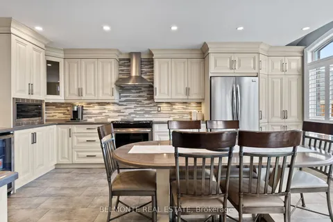 863 Coldstream Dr, Oshawa, ON L1K 2W8