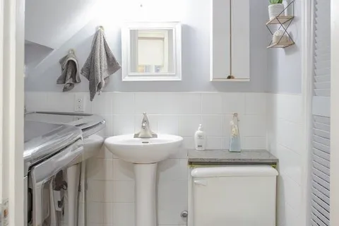 22 Botany Hill Rd, Toronto, ON M1G 3K3
