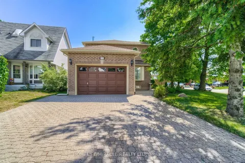 1 Beechnut Cres, Clarington, ON L1E 1Y5