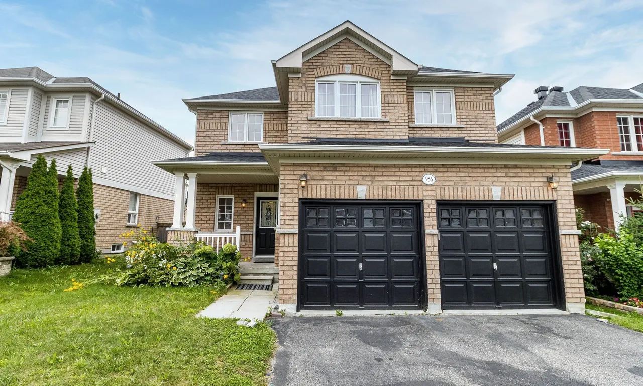 956 Ormond Dr, Oshawa, ON L1K 3C1