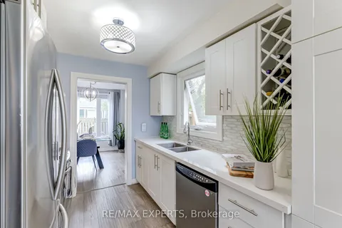 73 Mullen Dr, Ajax, ON L1T 2B2
