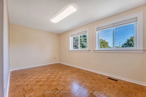 156 Delaney Dr, Ajax, ON L1T 2B8