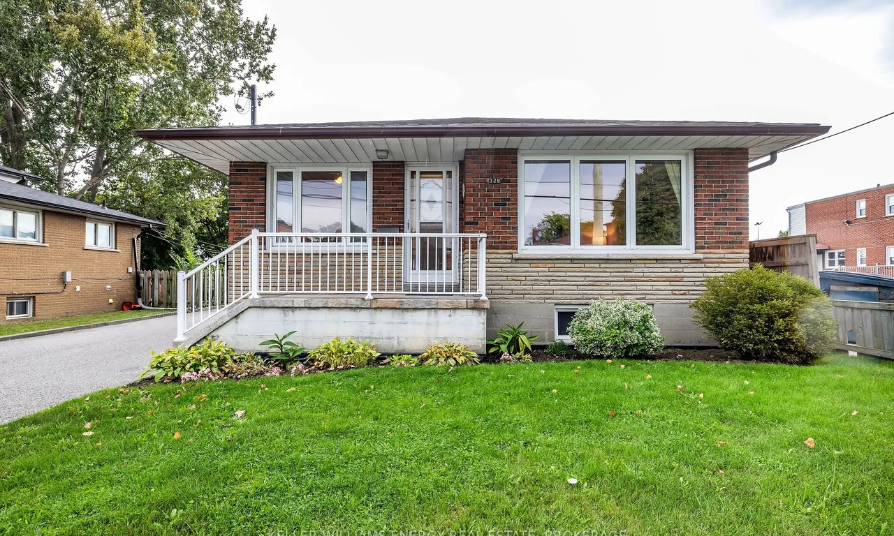 329 Malaga Rd, Oshawa, ON L1J 1N6