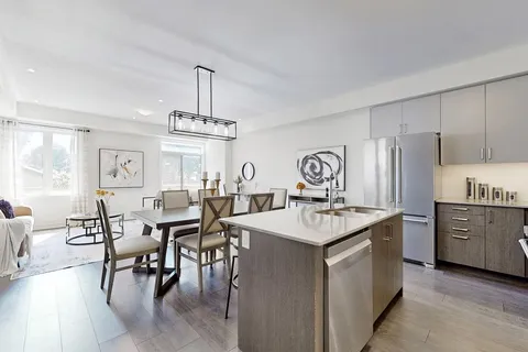 340 Okanagan Path, Oshawa, ON L1H 0A7