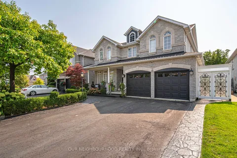 407 Frontier Crt, Pickering, ON L1W 4B1