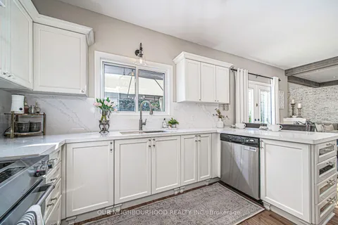 407 Frontier Crt, Pickering, ON L1W 4B1