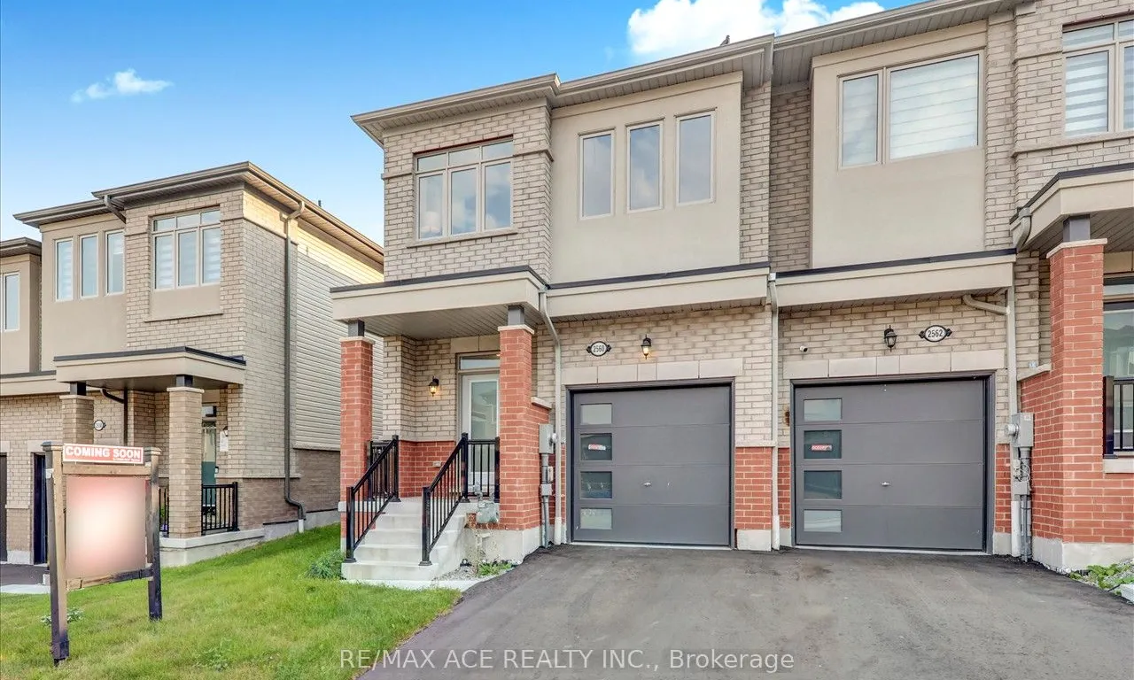 2560 Winter Words Dr, Oshawa, ON L1L 0S7