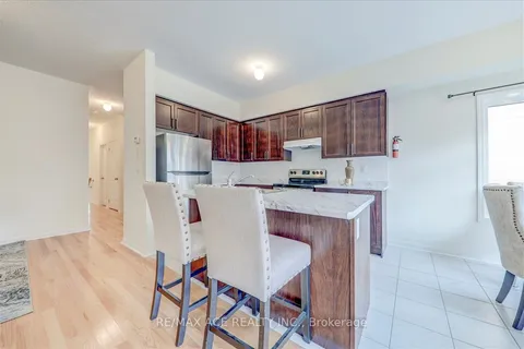 2560 Winter Words Dr, Oshawa, ON L1L 0S7