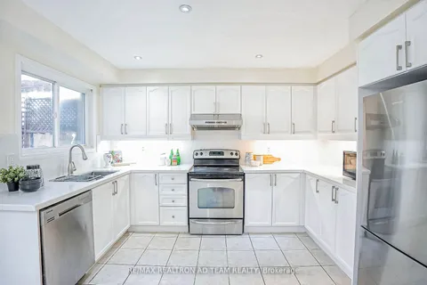 47 Rushworth Dr, Ajax, ON L1Z 0A7