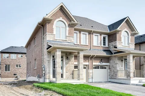 2429 Angora St, Pickering, ON L1X 2R2