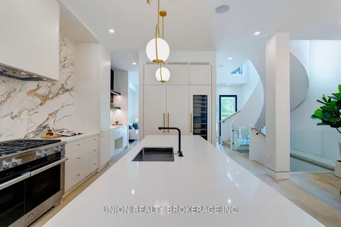 14 Kildonan Dr, Toronto, ON M1N 3B5