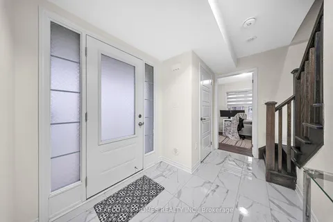 3400 Swordbill St, Pickering, ON L1X 0N1