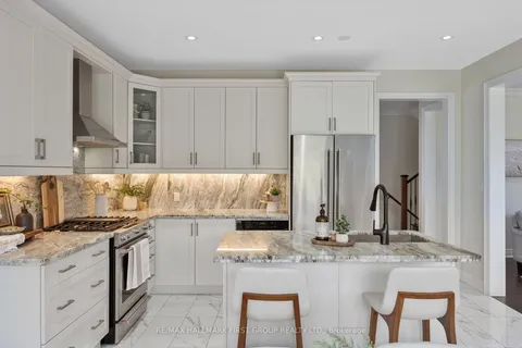 1219 Cactus Cres, Pickering, ON L1V 2P8