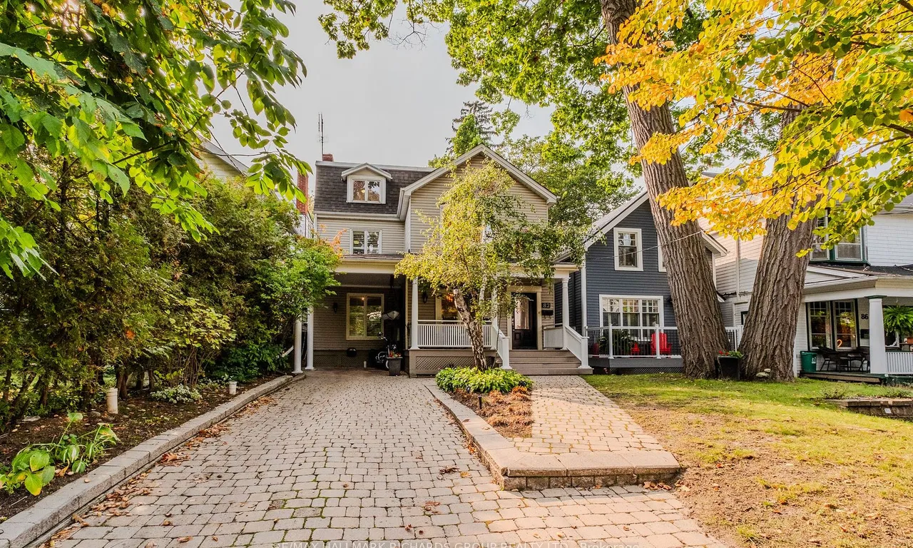 82 Waverley Rd, Toronto, ON M4L 3T1