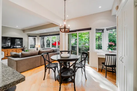 82 Waverley Rd, Toronto, ON M4L 3T1