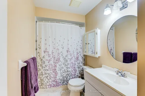 65 West Side Dr, Clarington, ON L1C 4Y8