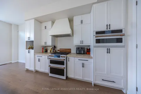 400 Finch Ave, Pickering, ON L1V 1H8