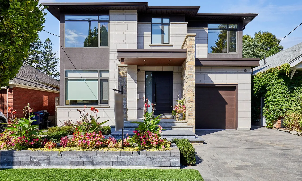 18 Coxwell Blvd, Toronto, ON M4C 3G7