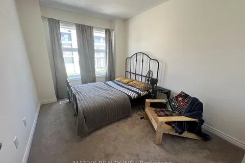 304 Okanagan Path, Oshawa, ON L1H 6T6