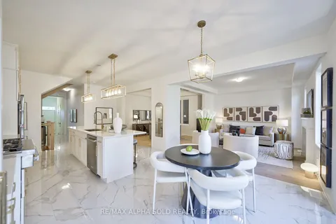 1465 Mockingbird Sq, Pickering, ON L1X 0N8